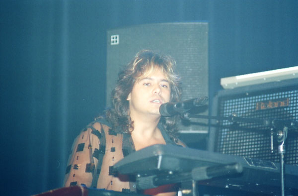 401-03A Queen Rocks-Jeff Scott Soto-Valensia